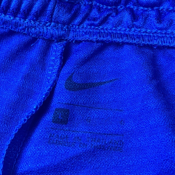 NIKE Drawstring Athletic Shorts with Pockets size L - Picture 8 of 8